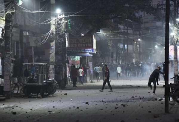 बिहार में छात्र आंदोलन पर अब सियासत शुरू !